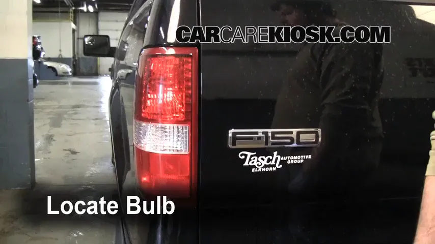 2006 Ford F-150 XLT 5.4L V8 Extended Cab Pickup (4 Door) Lights